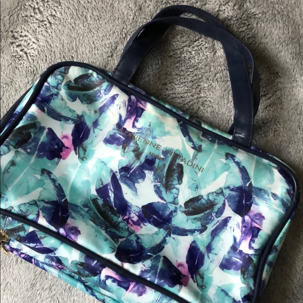 Makeup bag